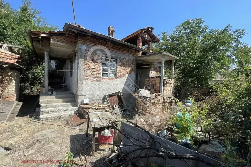 House in Oblast Veliko Tyrnovo, Djulyunica