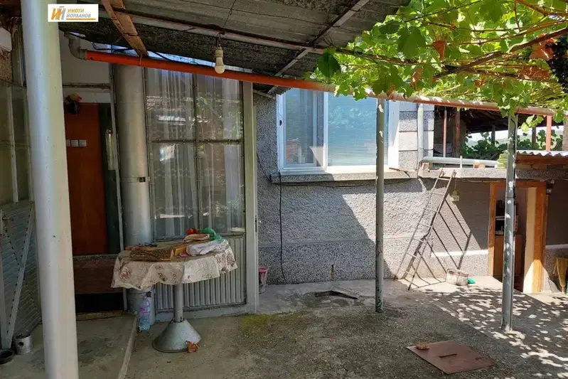 House in Oblast Veliko Tyrnovo, Djulyunica