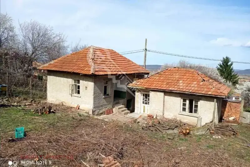 House in Oblast Veliko Tyrnovo, Djulyunica