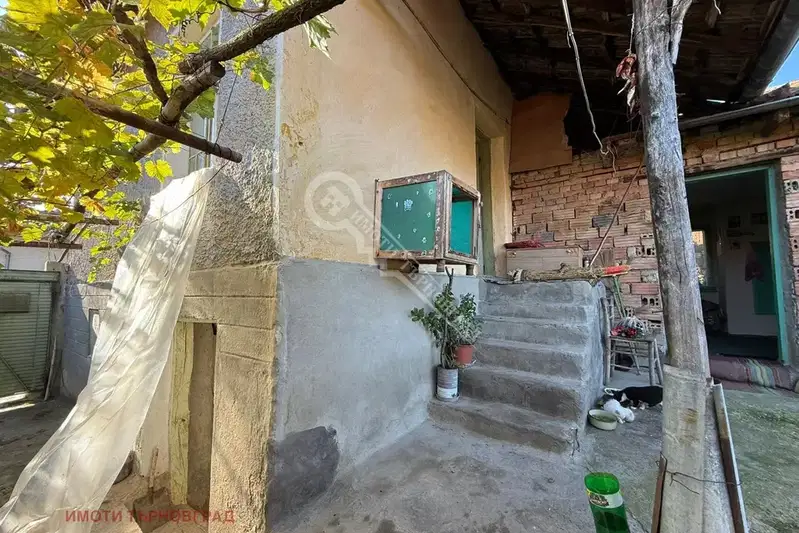 House in Oblast Veliko Tyrnovo, Djulyunica