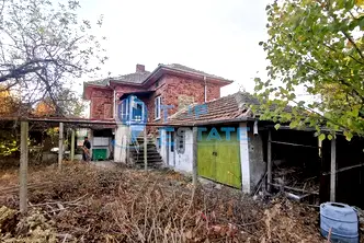 Къща във Велико Търново, с. Джулюница
