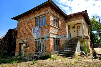 Къща във Велико Търново, с. Джулюница
