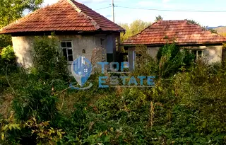 Къща във Велико Търново, с. Джулюница
