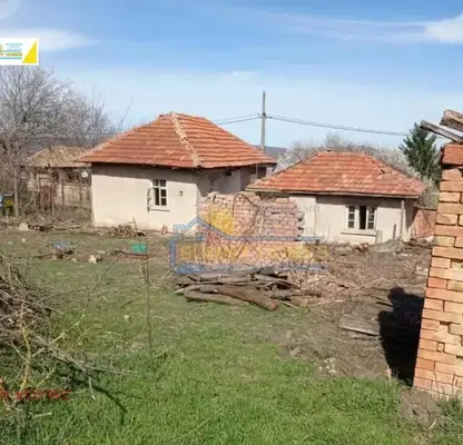 Снимка 4 — Къща във Велико Търново, с. Джулюница