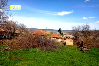 Къща във Велико Търново, с. Джулюница