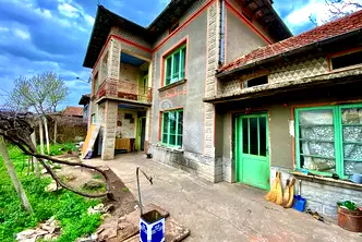 Къща във Велико Търново, с. Долна Липница