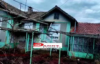 Къща във Велико Търново, с. Долна Липница
