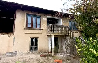Къща във Велико Търново, с. Долна Липница