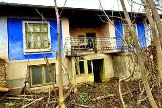 Къща във Велико Търново, с. Долна Липница