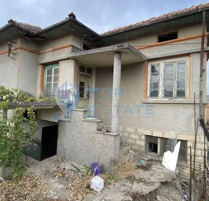 Photo 2 — 5-room house with garage in Draganovo village, Veliko Tarnovo region