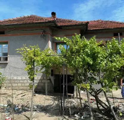 Photo 2 — House in Veliko Tyrnovo, Draganovo