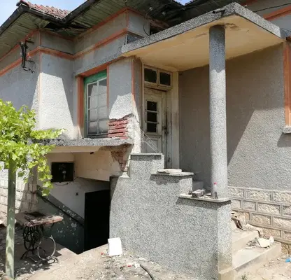 Photo 3 — House in Veliko Tyrnovo, Draganovo