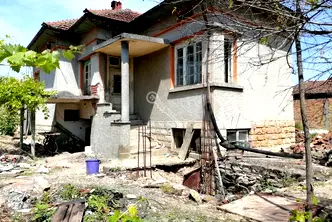 Къща във Велико Търново, с. Драганово