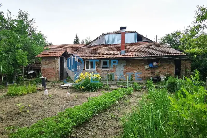 House in Oblast Veliko Tyrnovo, Draganovo