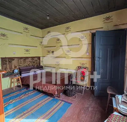 Photo 5 — House in Veliko Tyrnovo, Draganovo