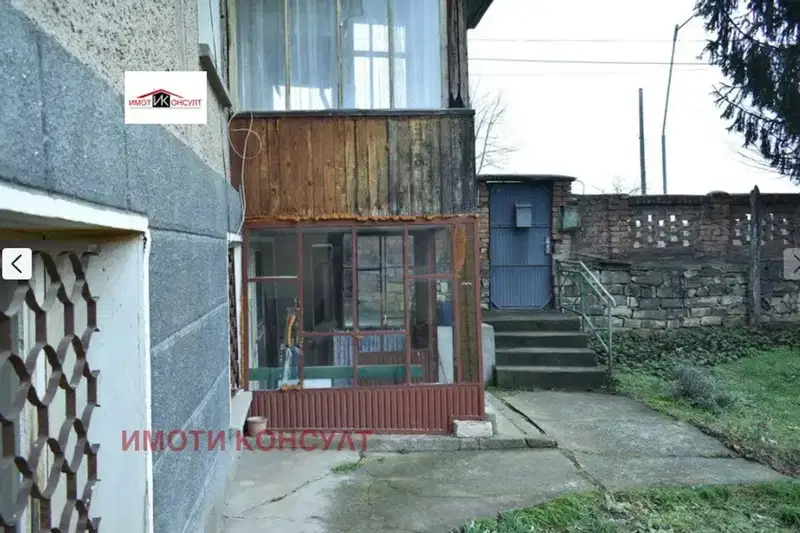 Къща във Велико Търново, с. Драганово