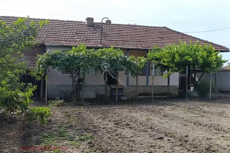 House in Oblast Veliko Tyrnovo, Draganovo