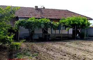 Къща във Велико Търново, с. Драганово