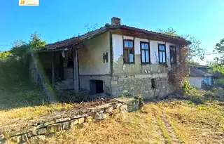 Къща във Велико Търново, с. Драгижево
