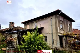 Къща във Велико Търново, с. Драгижево