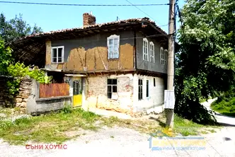 Къща във Велико Търново, с. Драгижево