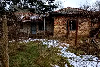 Къща във Велико Търново, с. Дрента