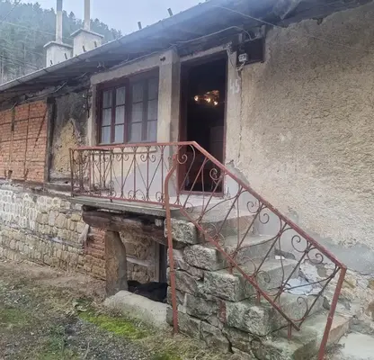 Photo 2 — House in Veliko Tyrnovo, Drenta