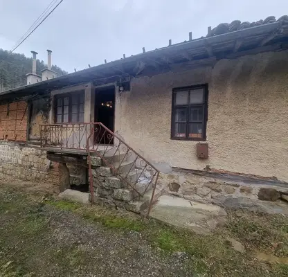 Photo 3 — House in Veliko Tyrnovo, Drenta