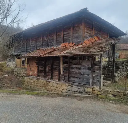Photo 4 — House in Veliko Tyrnovo, Drenta