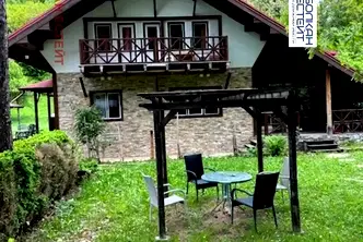 Къща във Велико Търново, с. Дрента