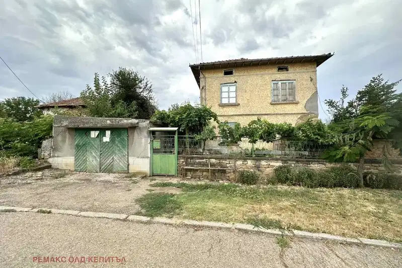 House in Oblast Veliko Tyrnovo, Dyskot