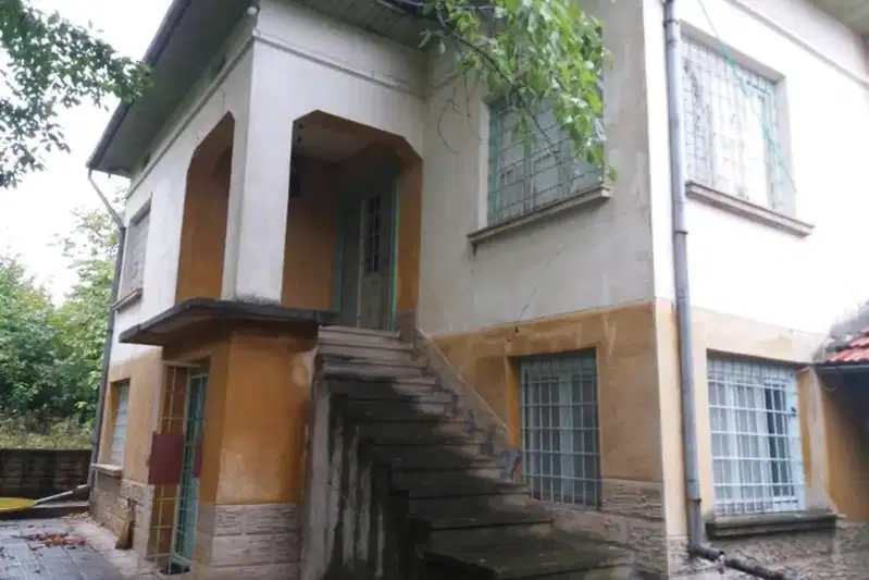 4-room house in Daskot village, Veliko Tarnovo region