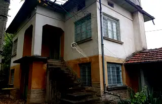 Къща във Велико Търново, с. Дъскот