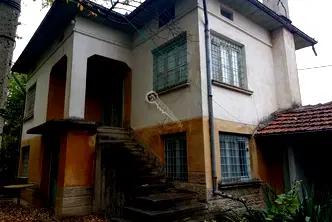 Къща във Велико Търново, с. Дъскот