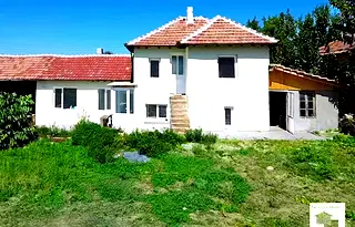 Къща във Велико Търново, с. Дъскот