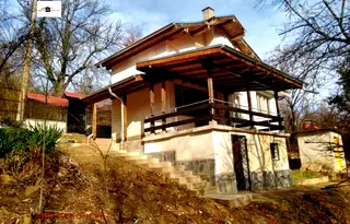 Къща във Велико Търново, с. Габровци
