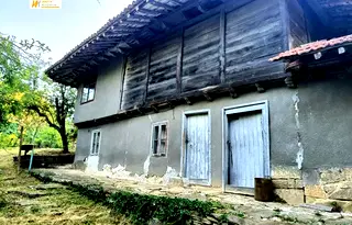 Къща във Велико Търново, с. Големани