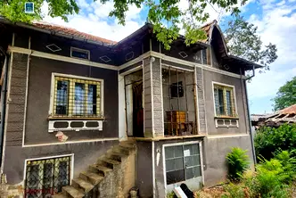Къща във Велико Търново, с. Горна Липница