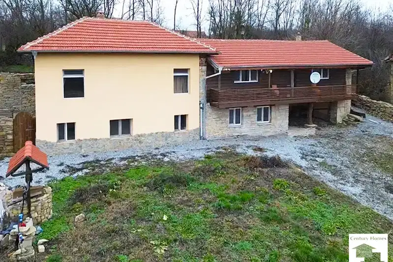 Къща във Велико Търново, с. Горна Липница