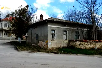 Къща във Велико Търново, с. Горски Сеновец