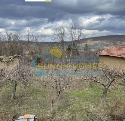 Снимка 3 — Къща във Велико Търново, с. Горско Калугерово