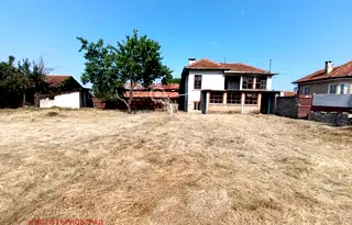 Къща във Велико Търново, с. Горско ново село