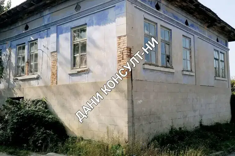 Къща във Велико Търново, с. Горско ново село