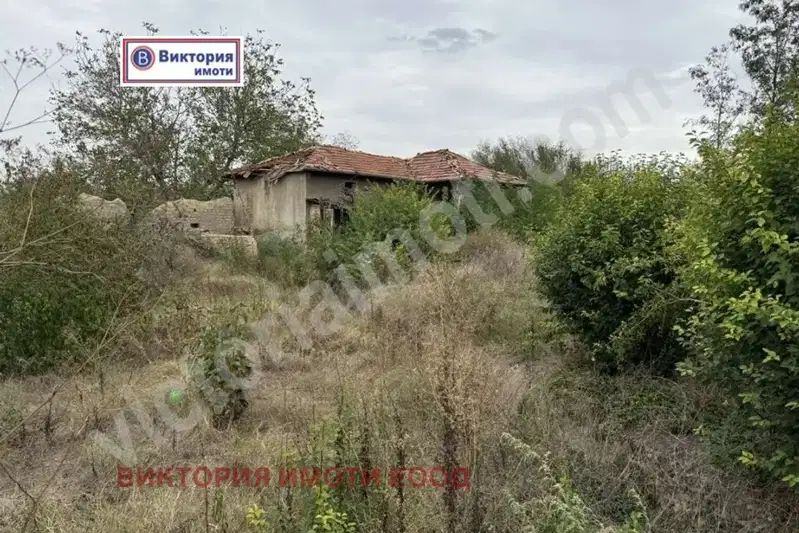 Къща във Велико Търново, с. Иванча