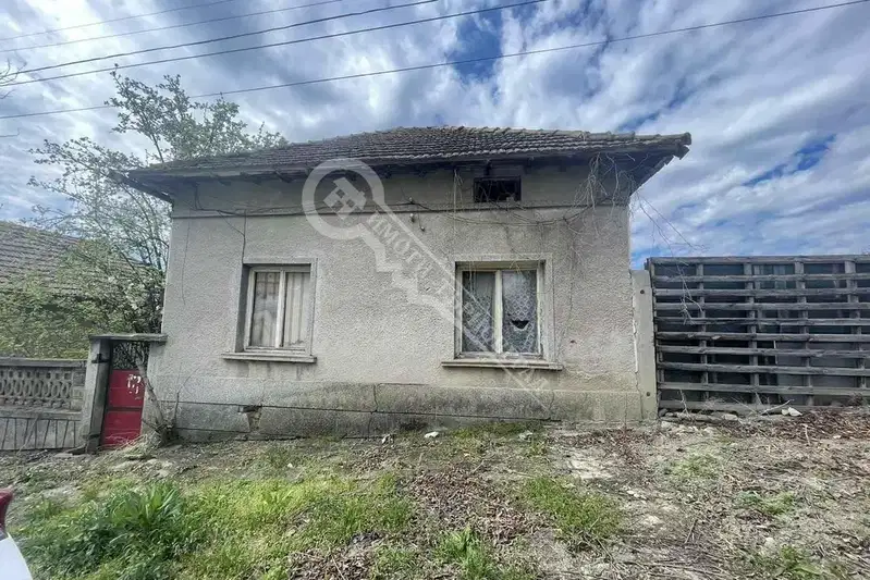 House in Oblast Veliko Tyrnovo, Karaisen