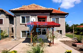 Къща във Велико Търново, с. Караисен