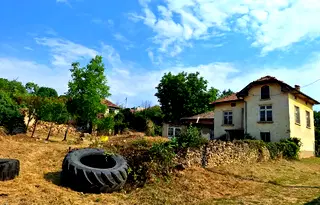 Къща във Велико Търново, с. Коевци