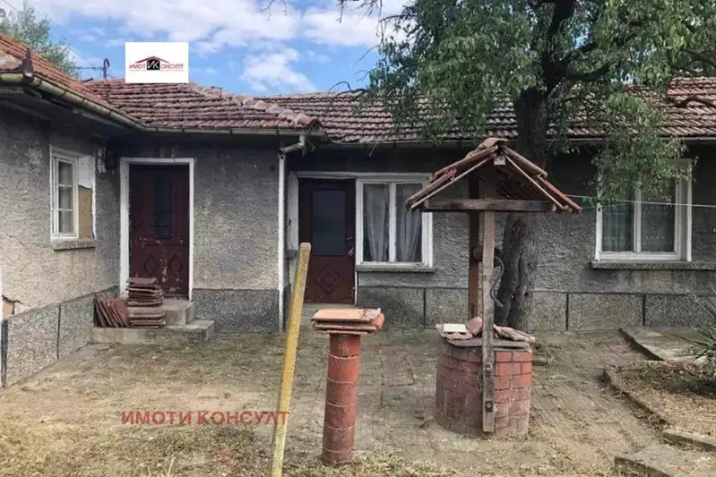 Къща във Велико Търново, с. Козаревец
