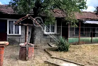 Къща във Велико Търново, с. Козаревец