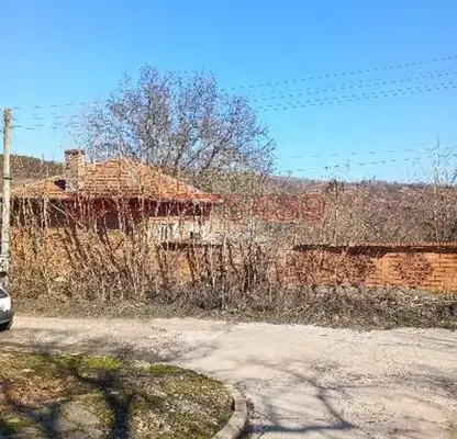 Photo 2 — House in Oblast Veliko Tyrnovo, Kozlovec